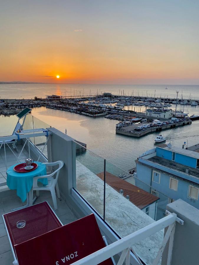 Hotel Europa Gabicce Mare Exterior photo